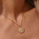 Olive James. Necklace Lusia Necklace