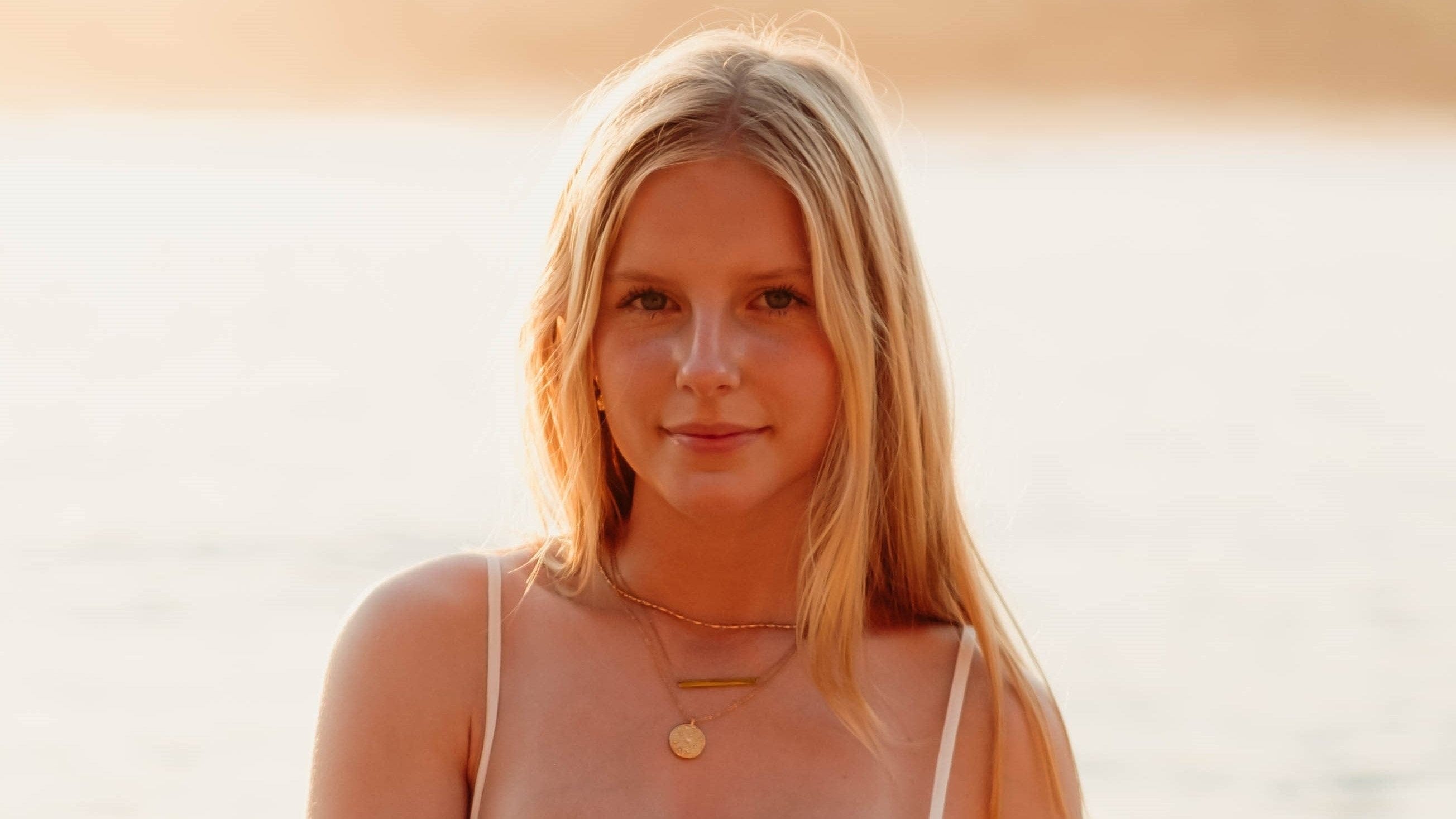 Olive James. Necklace Lusia Necklace