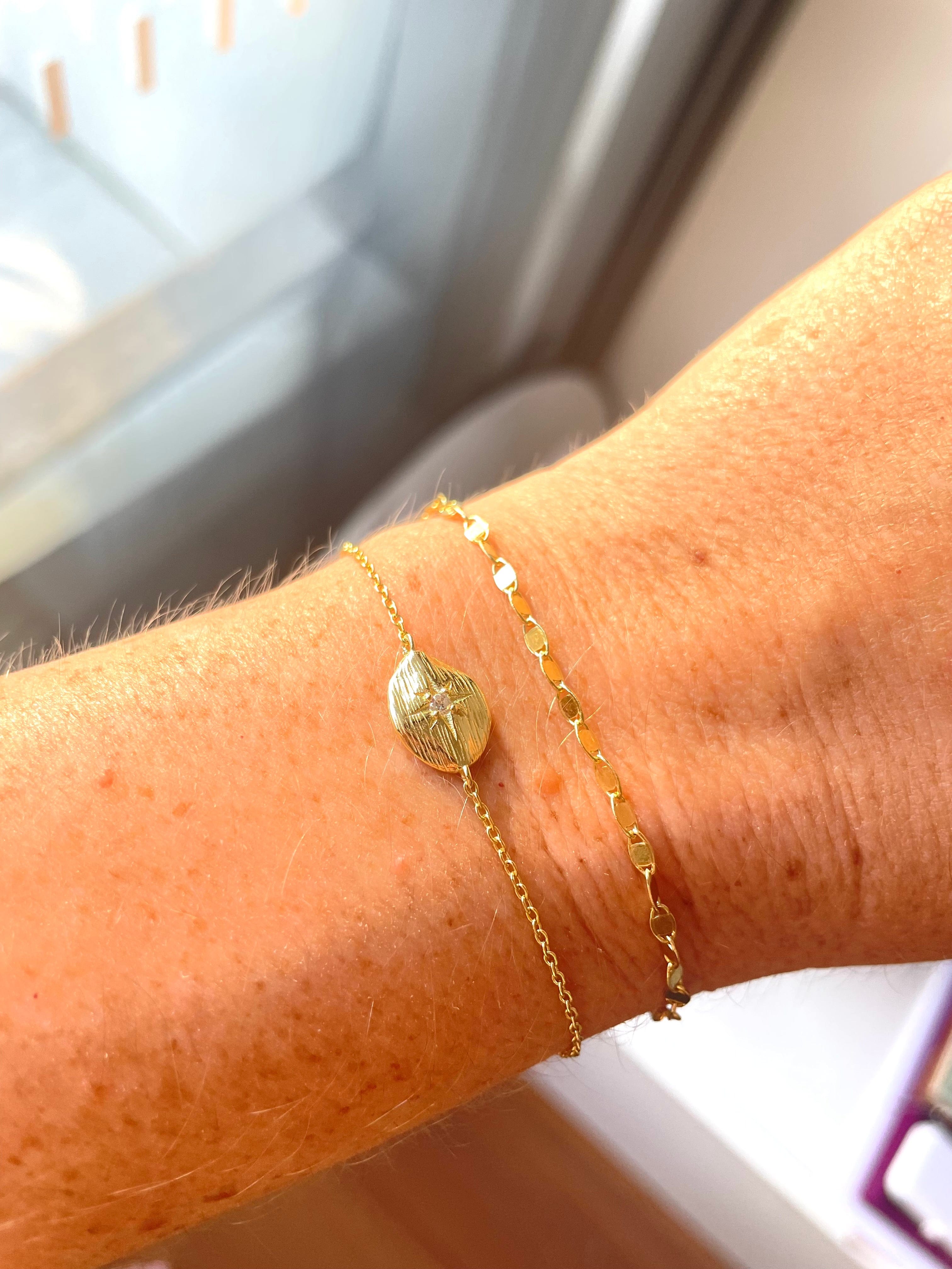 Olive James. Bracelet Sunday Bracelet