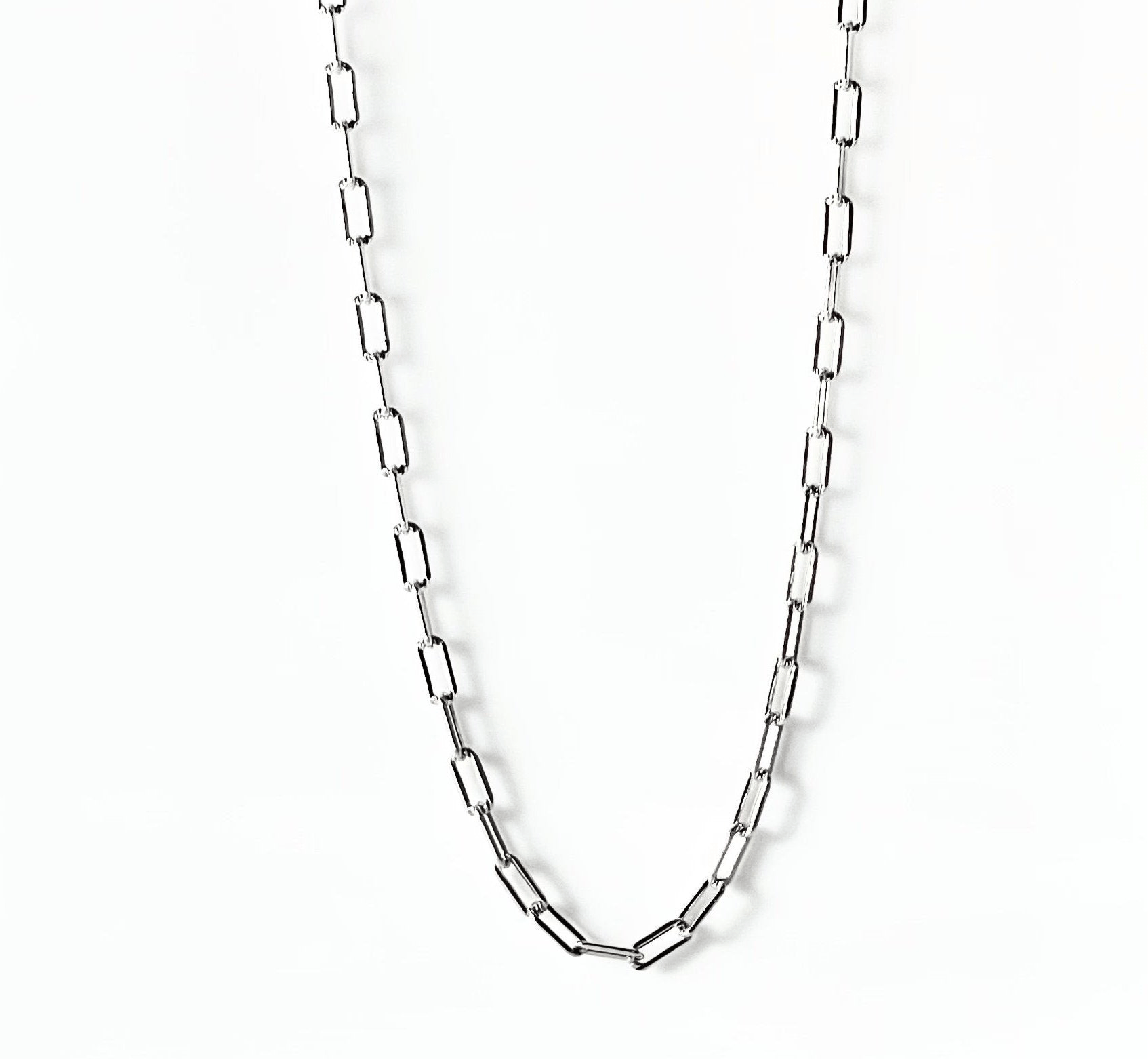Olive James. Necklace Calista Link Necklace