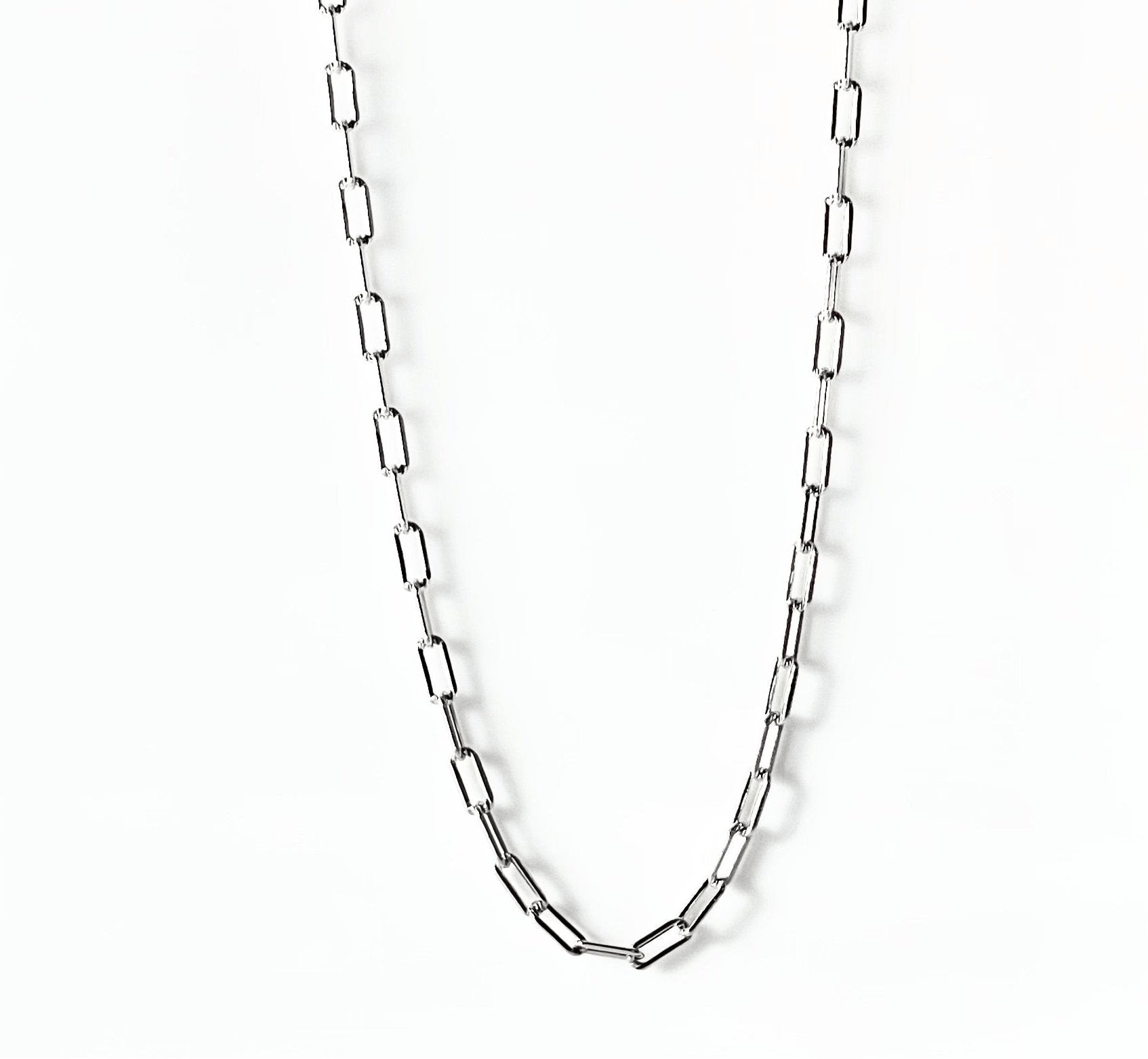 Olive James. Necklace Calista Link Necklace